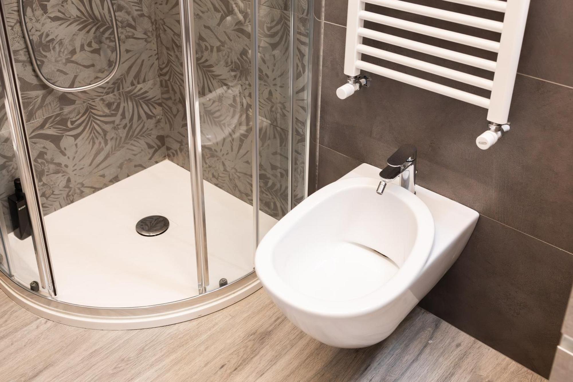 Dall'Arca Suites Bologna Station - Center - Fiera Luaran gambar