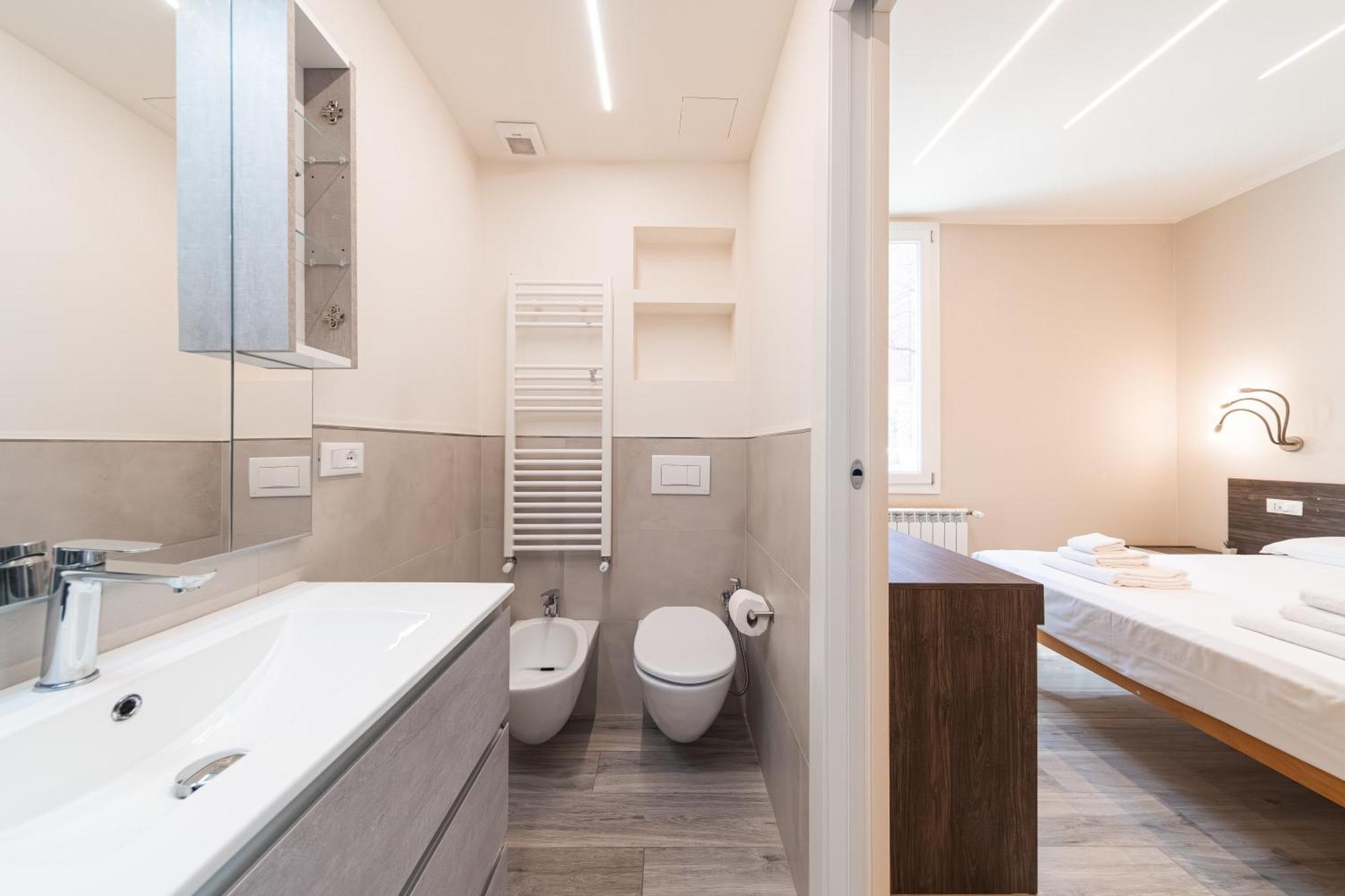 Dall'Arca Suites Bologna Station - Center - Fiera Luaran gambar